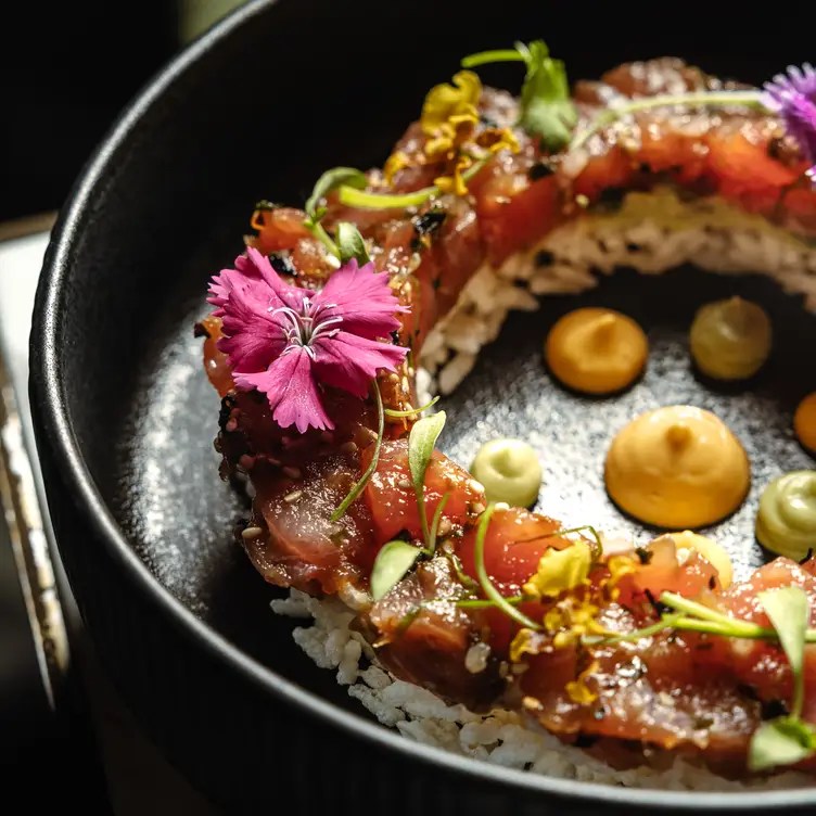 Raya by Mario Pagán: ¡Si logras estacionarte… no te vas a&nbsp;arrepentir!